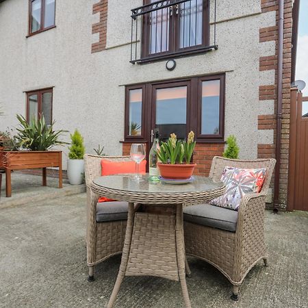 Bwlch Y Gwynt Bach Villa Llangefni Exteriör bild